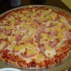 Hawaiian Pizza (Ham & Pineapple)